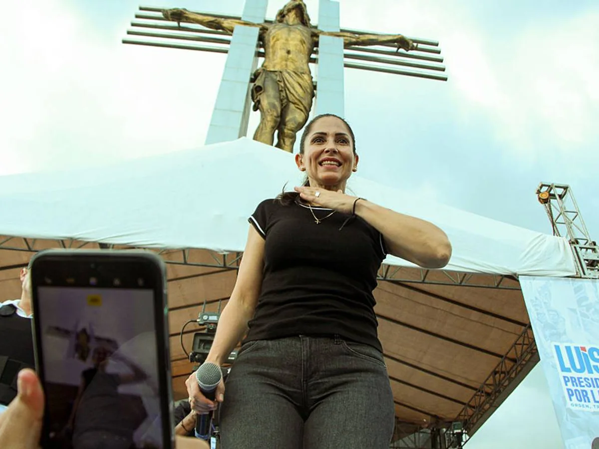 Ex-candidata a presidente do Equador, esquerdista Luisa González é presa