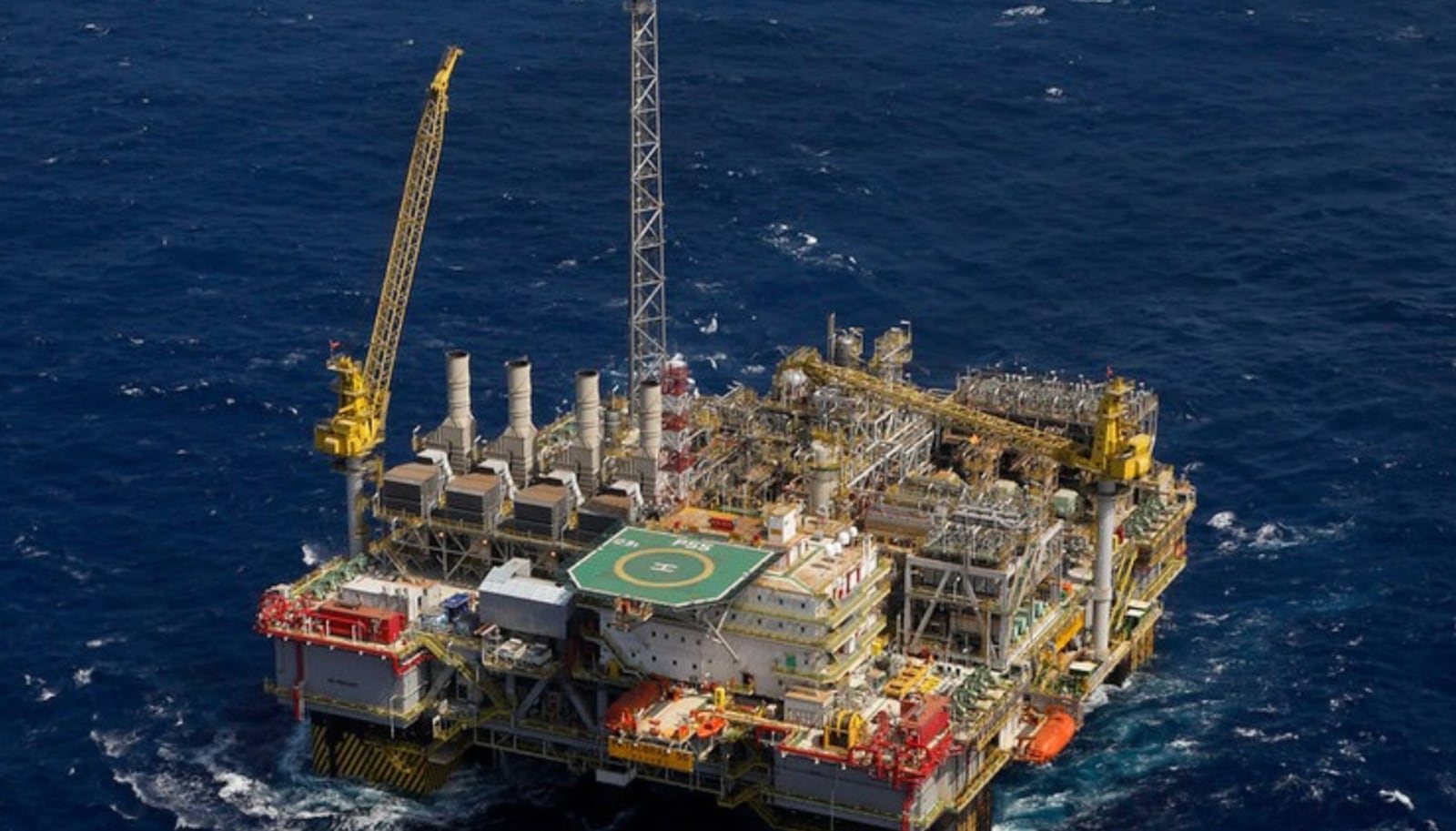 Fracking é usado para explorar petróleo e gás natural; técnica causa danos ambientais Divulgação/PAC - Arquivo