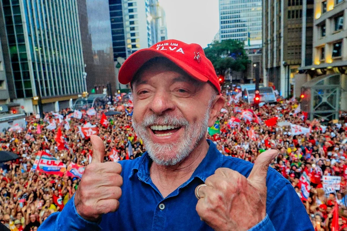 O Brasil continua a amarrar o seu destino a Lula
