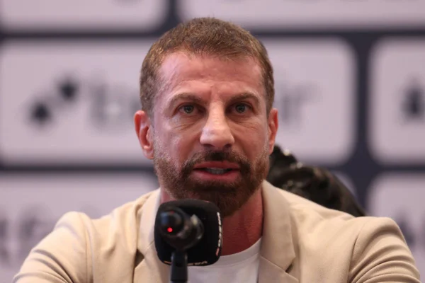 Vasco: Pedrinho tem celulite facial e não deve comparecer ao Maracanã