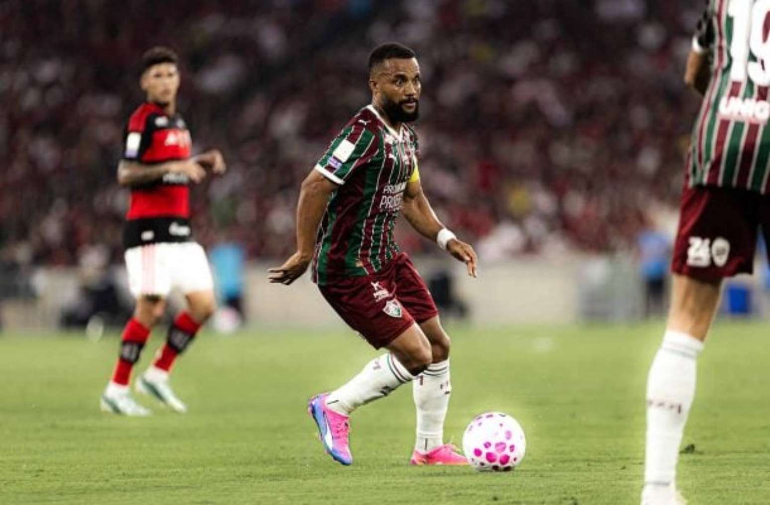 O lance da reclama&ccedil;&atilde;o do Fluminense neste domingo &ndash;