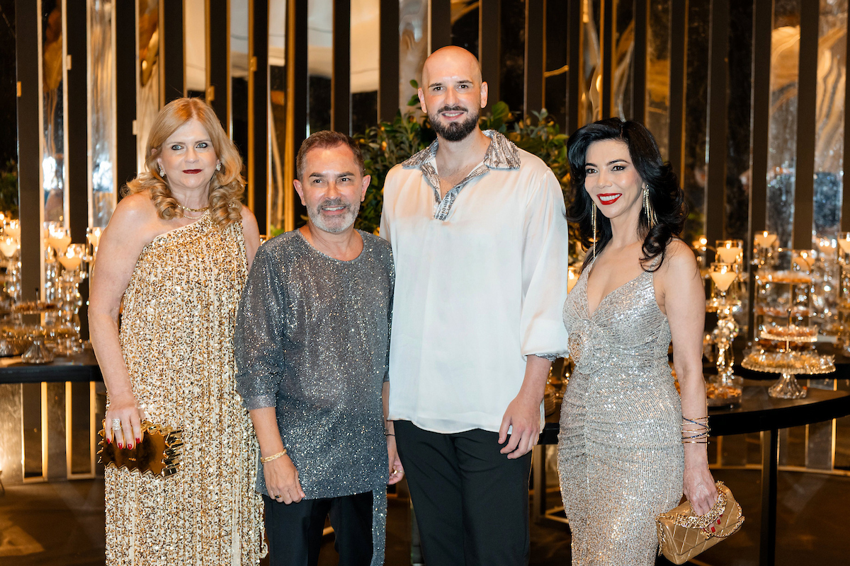 César Serra festeja a chegada dos 60 anos em noite glamourosa e alto astral