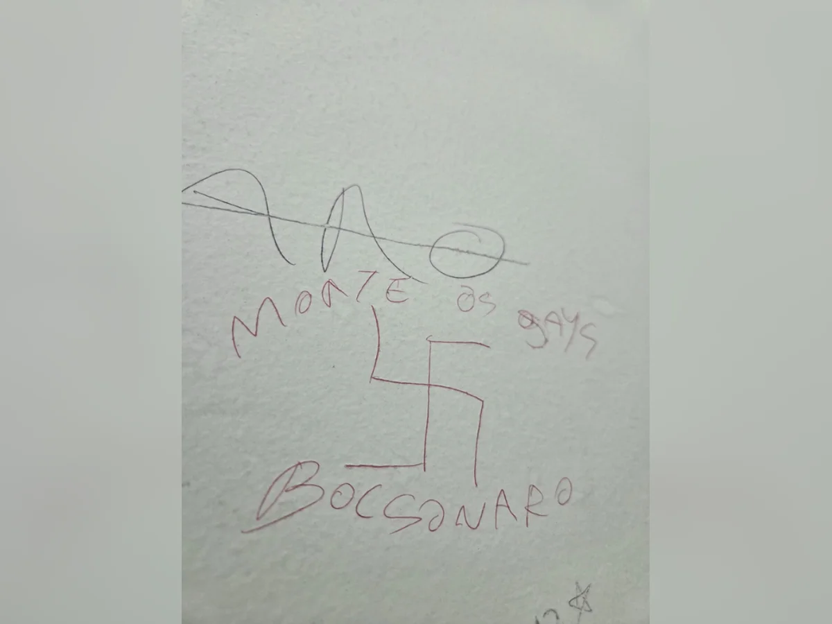 Suástica é pichada em banheiro da sede do MPSP. Órgão apura o caso