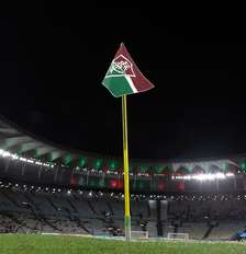 Bandeira do Fluminense Foto: Ruano Carneiro/Getty Images / Esporte News Mundo