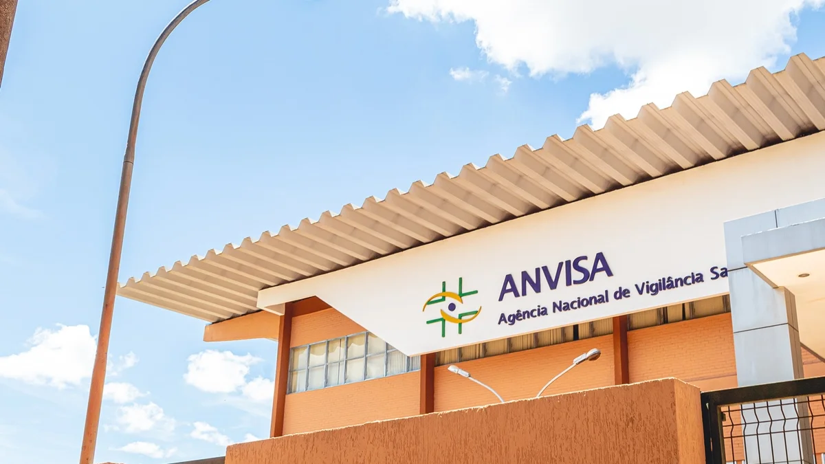 Anvisa proíbe venda e uso de produtos de limpeza irregulares no Brasil