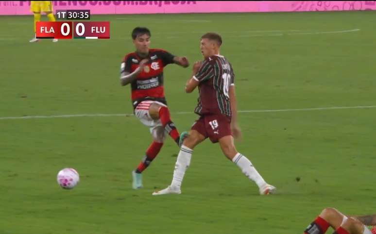 Samuel Xavier cobra arbitragem e vê favorecimento a Fla e Palmeiras