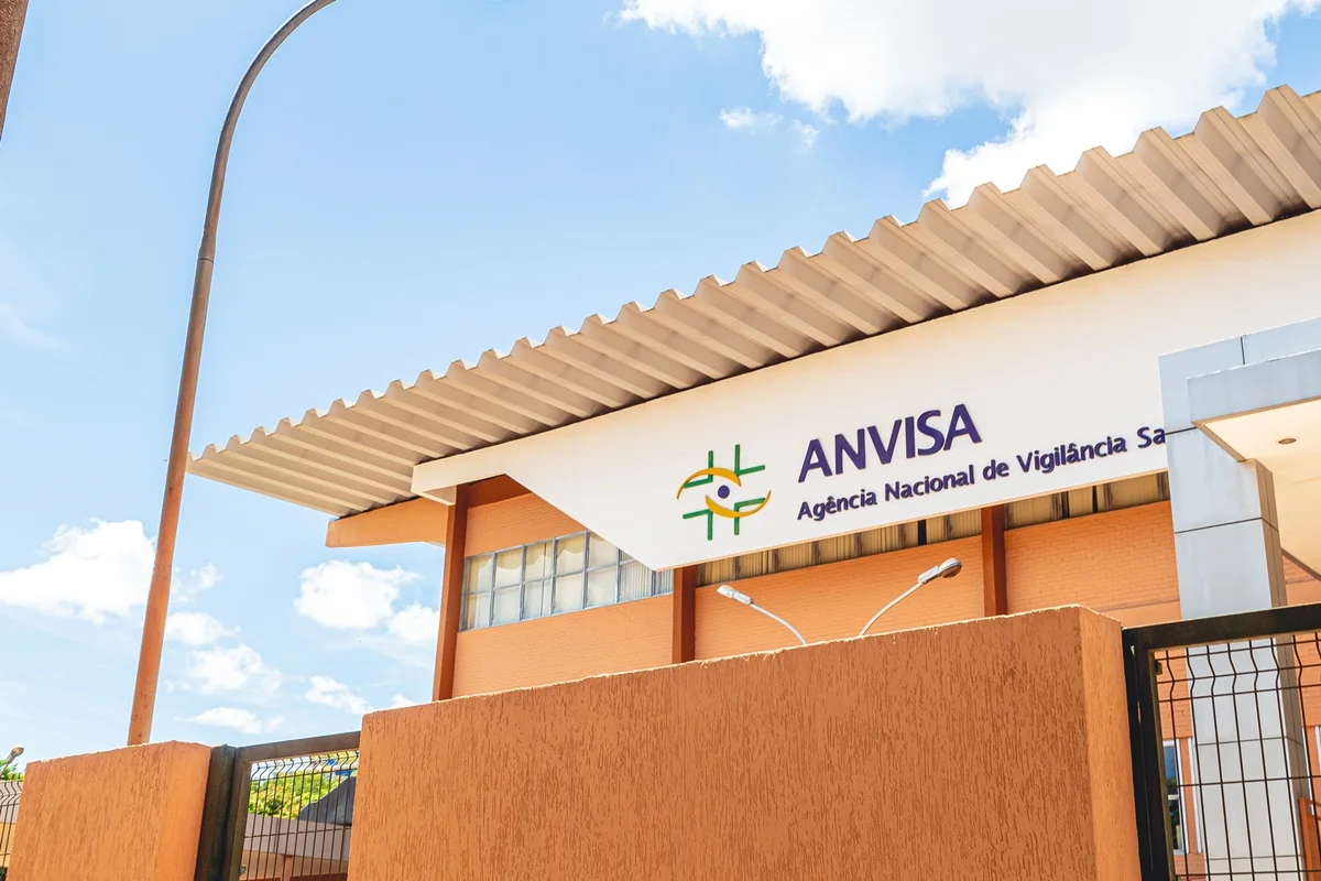 Anvisa proíbe venda e uso de produtos de limpeza irregulares no Brasil