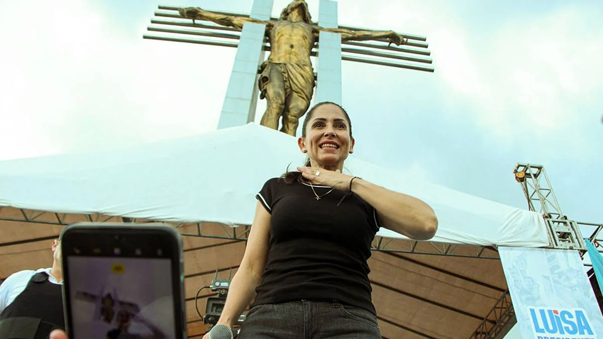 Ex-candidata a presidente do Equador, esquerdista Luisa González é presa